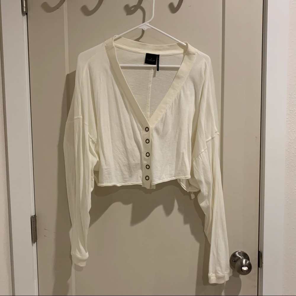 UO Lightweight cropped long sleeve